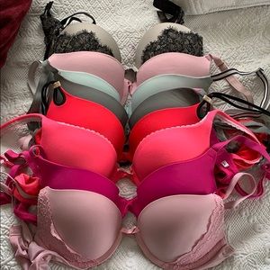 Victoria secret bras!   TWO SOLD! 12 LEFT